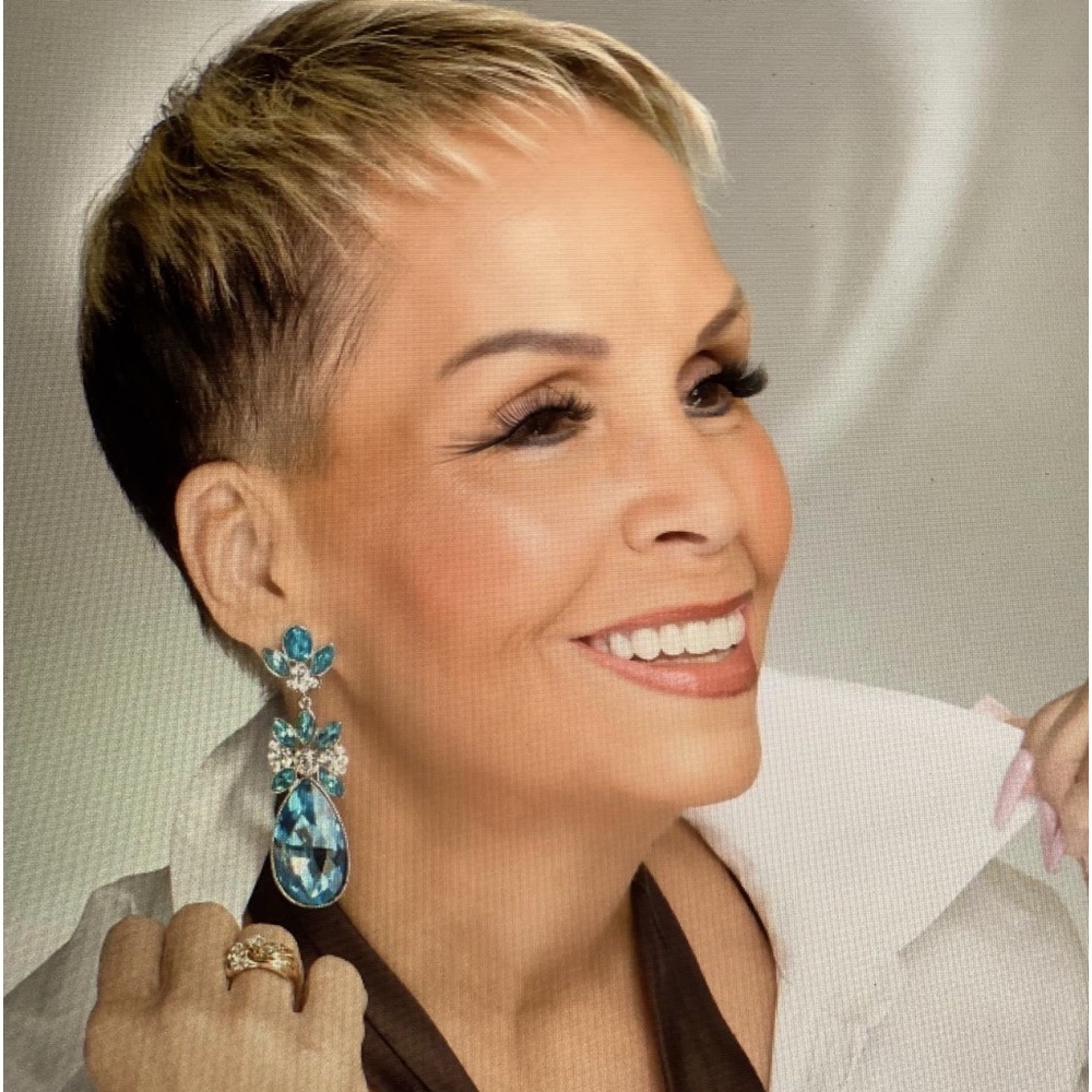 Meet your Posher, Debra